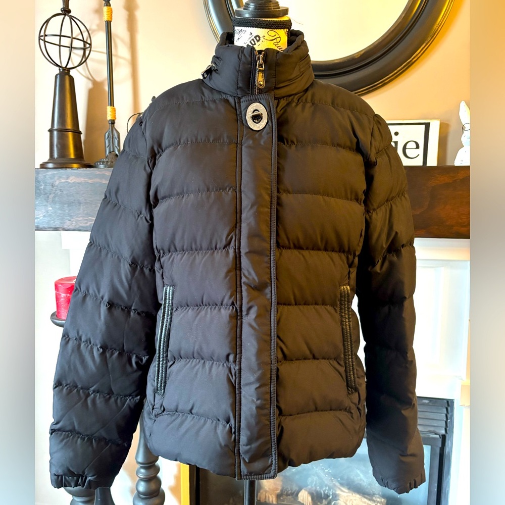 COACH -Women’s Black Puffer Jacket